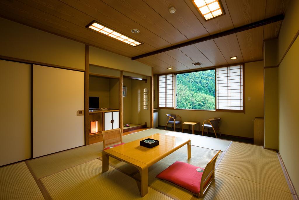 Shinshiyo Hotel Hita Ngoại thất bức ảnh