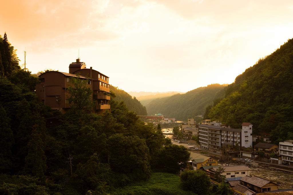 Shinshiyo Hotel Hita Ngoại thất bức ảnh